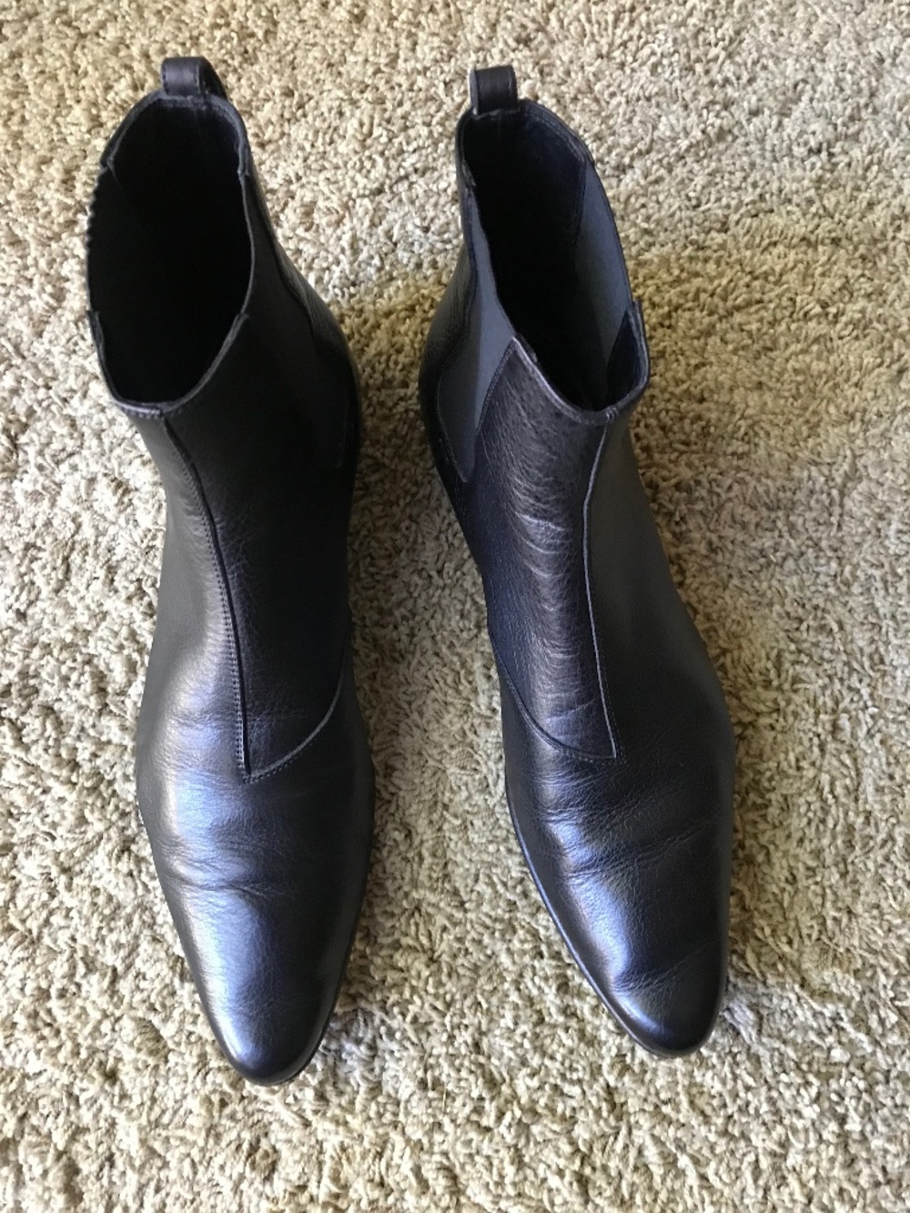 Yves Saint Laurent YSL Boots, worn once, size 8 to 8.5(41),, made in Italy,